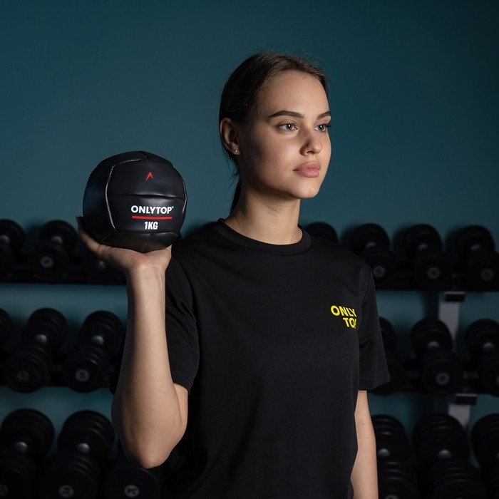 Медицинбол ONLYTOP, 1 кг, d=14 см Медицинбол ONLYTOP, 1 кг, d=14 см