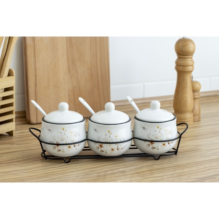 Банки керамические для специй на металлической подставке «Цветы», 200 мл, 3 шт Банки керамические для специй на металлической подставке «Цветы», 200 мл, 3 шт