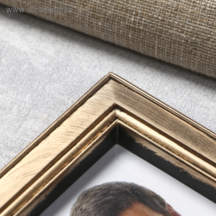 Фоторамка пластик на 5 фото 10х15 см Фоторамка пластик на 5 фото 10х15 см "Дерево с листьями" тёмное золото 34х45х2 см