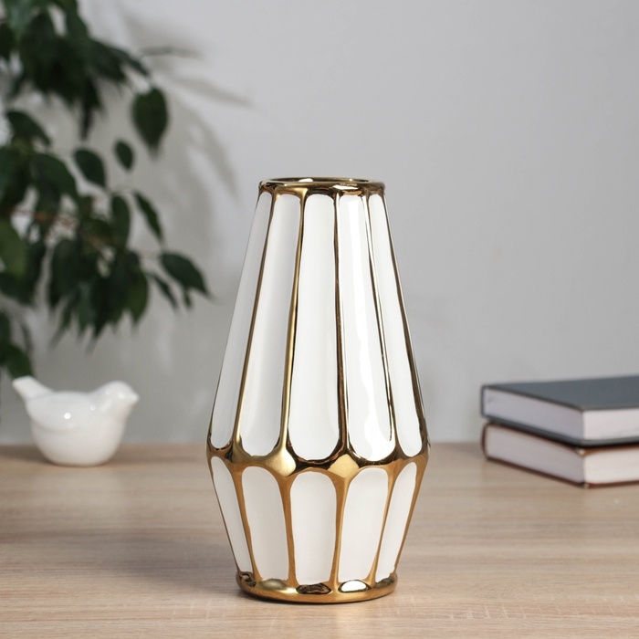 Керамическая ваза декоративная настольная «Недэн», для цветов, сухоцветов, d-5.5 см, 20×10 см, белый Керамическая ваза декоративная настольная «Недэн», для цветов, сухоцветов, d-5.5 см, 20×10 см, белый