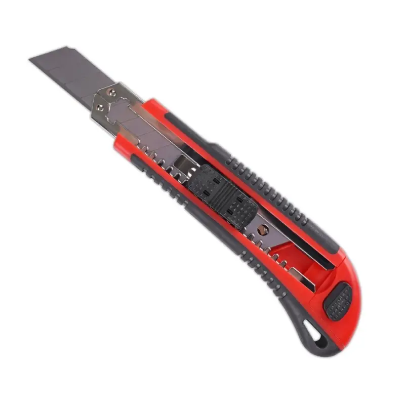 Нож выдвижной 18 мм (метал. направляющая, обрезин. корпус, 3 лезвия в комплекте) AVS NV18-3