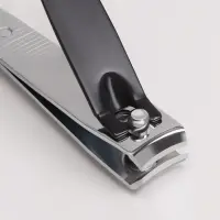 Кусачки книпсер маникюрные, с пилкой, 5.7 см, на блистере, с цепочкой, чёрные, серебристые Кусачки книпсер маникюрные, с пилкой, 5.7 см, на блистере, с цепочкой, чёрные, серебристые