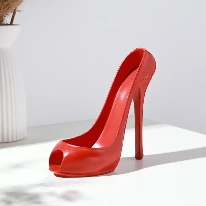 Подставка для бутылки &laquo;Туфля&raquo;, красная, 23&times;9&times;19 см