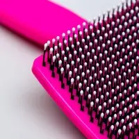 Пуходерка средняя, 9&times;15.5 с, мягкая, с закругленными зубьями, пластик, розовая