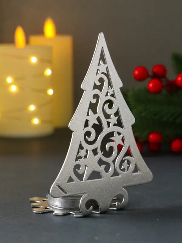 Подсвечник новогодний  Подсвечник новогодний "Ёлка со звёздами" серебряный 6,6х9х12,5 см