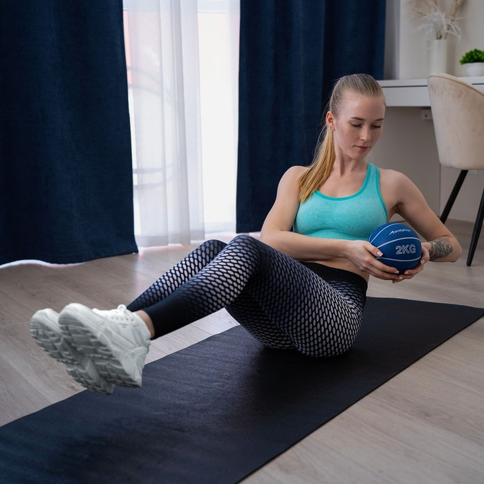 Медицинбол ONLYTOP, 2 кг, цвет синий Медицинбол ONLYTOP, 2 кг, цвет синий