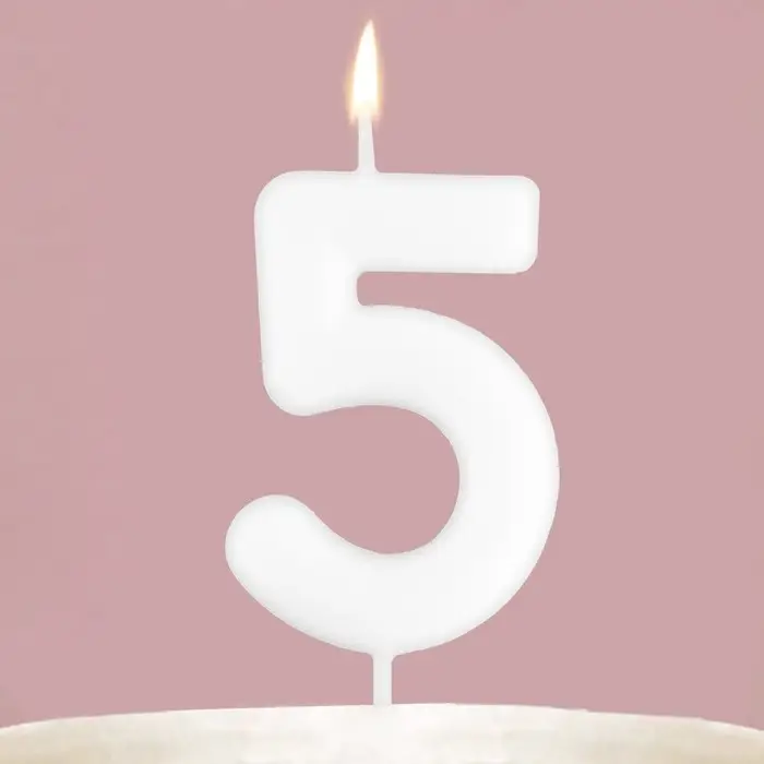 Свеча для торта, цифра «5», светится в темноте, 3,8 х 8 см Свеча для торта, цифра «5», светится в темноте, 3,8 х 8 см