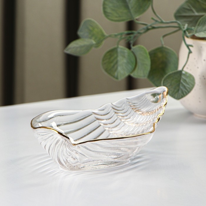 Блюдо сервировочное Magistro «Ракушка», 20×11 см, прозрачное с золотой каймой Блюдо сервировочное Magistro «Ракушка», 20×11 см, прозрачное с золотой каймой