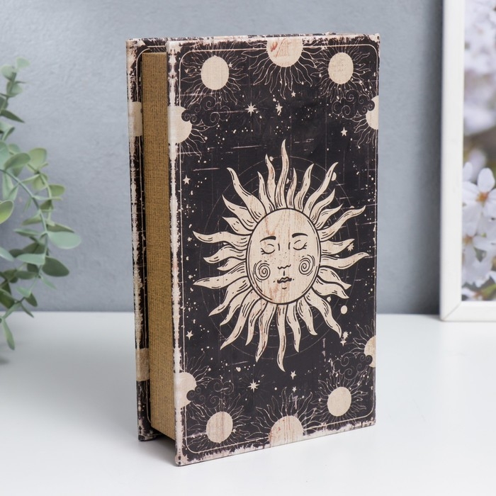 Сейф-книга дерево кожзам  Сейф-книга дерево кожзам "Славянское солнце" 21х13х5 см