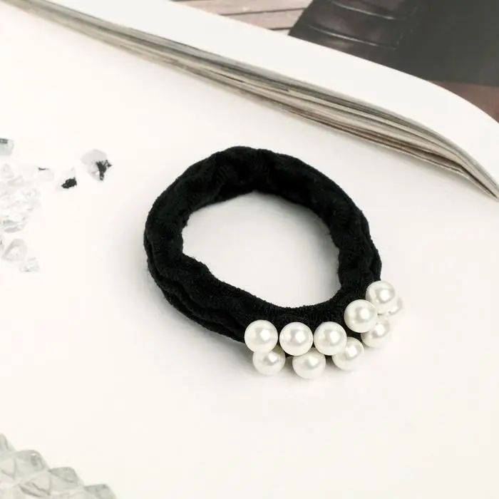 Резинка для волос Резинка для волос "Габриэль" шарики ряды, 5,5 см, чёрно-белый