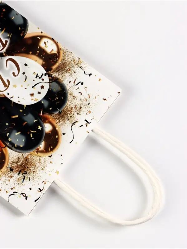 Пакет подарочный крафт «С Днем Рождения», 15×8×21 см Пакет подарочный крафт «С Днем Рождения», 15×8×21 см