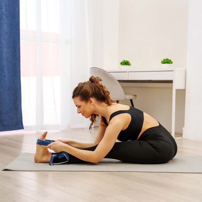 Ремень для йоги Sangh Moon, 180 х 4 см, цвет синий Ремень для йоги Sangh Moon, 180 х 4 см, цвет синий