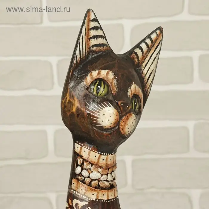 Сувенир дерево "Кошка в ошейнике из камней и с расписным цветком" 60х12х6 см