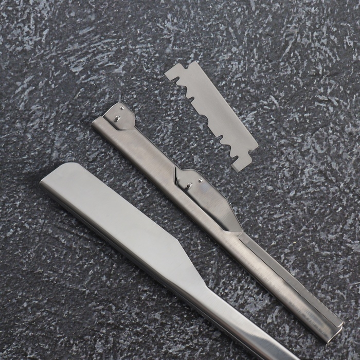 Опасная бритва, шаветт, без лезвия, 16,5/24 × 2,5 × 1,3 см, пластиковая, цвет чёрный/серебристый Опасная бритва, шаветт, без лезвия, 16,5/24 × 2,5 × 1,3 см, пластиковая, цвет чёрный/серебристый