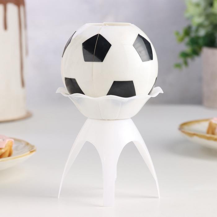 Свеча для торта музыкальная  Свеча для торта музыкальная "Мяч", бело- чёрная