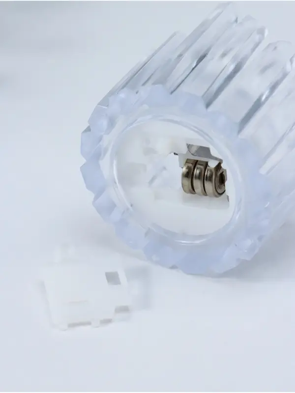 Светодиодная свеча LED - ночник RISALUX &laquo;Снежная королева&raquo;, от батареек 3&times;LR1130, прозрачный, 5.5&times;5.5&times;5 см