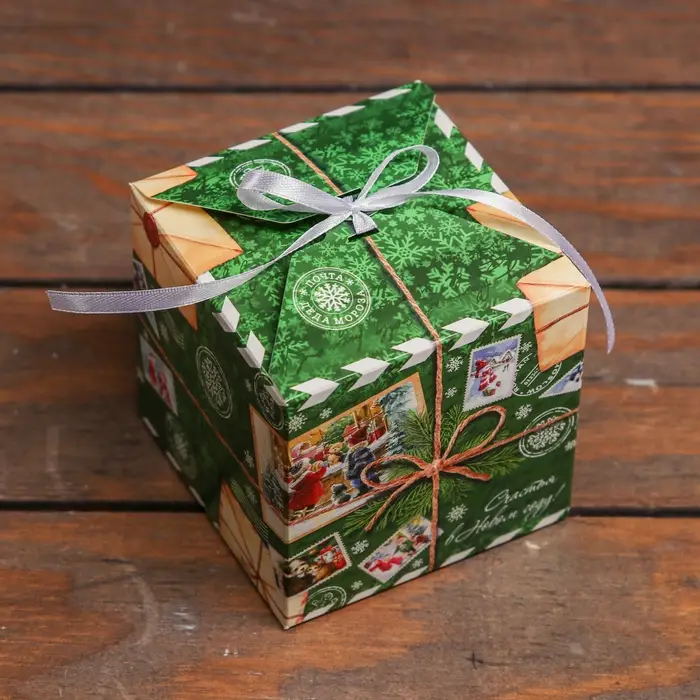 Коробка складная, подарочная новогодняя «Подарок» 10×10×10 см Коробка складная, подарочная новогодняя «Подарок» 10×10×10 см