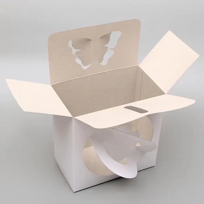 Коробка под торт без печати &laquo;Бабочка&raquo; 1 кг, белая, с ручками, 21&times;21&times;12 см