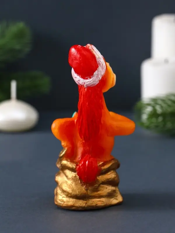 Свеча фигурная "Лошадка из мешка" 5х4,5х11,5 см, цв. золотой