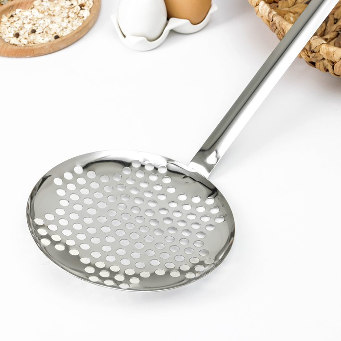 Шумовка «Поварская», d=17 см, длина ручки=38 см, цвет серебряный Шумовка «Поварская», d=17 см, длина ручки=38 см, цвет серебряный