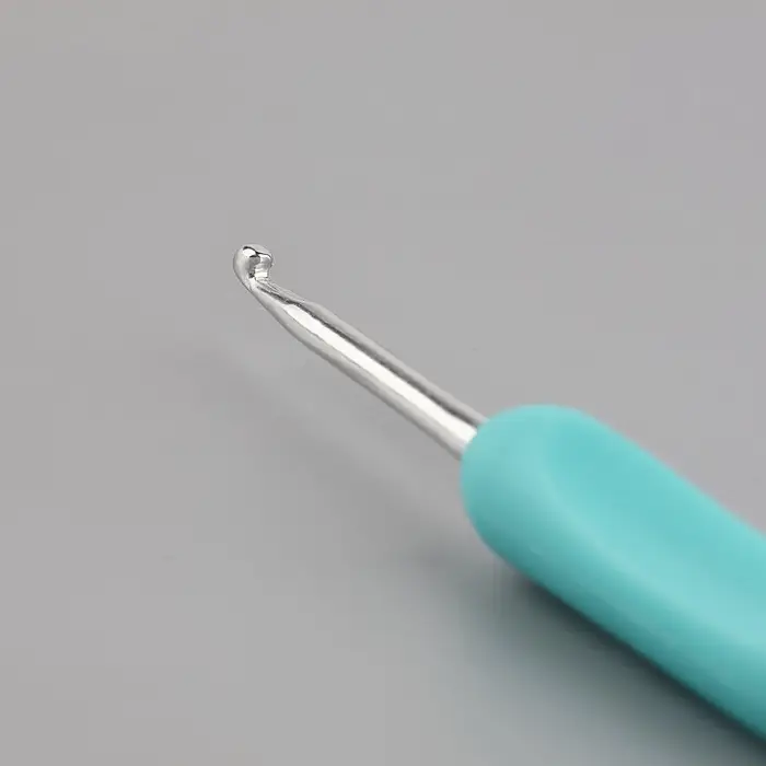Крючок для вязания, с пластиковой ручкой, d = 3 мм, 14 см, цвет голубой Крючок для вязания, с пластиковой ручкой, d = 3 мм, 14 см, цвет голубой