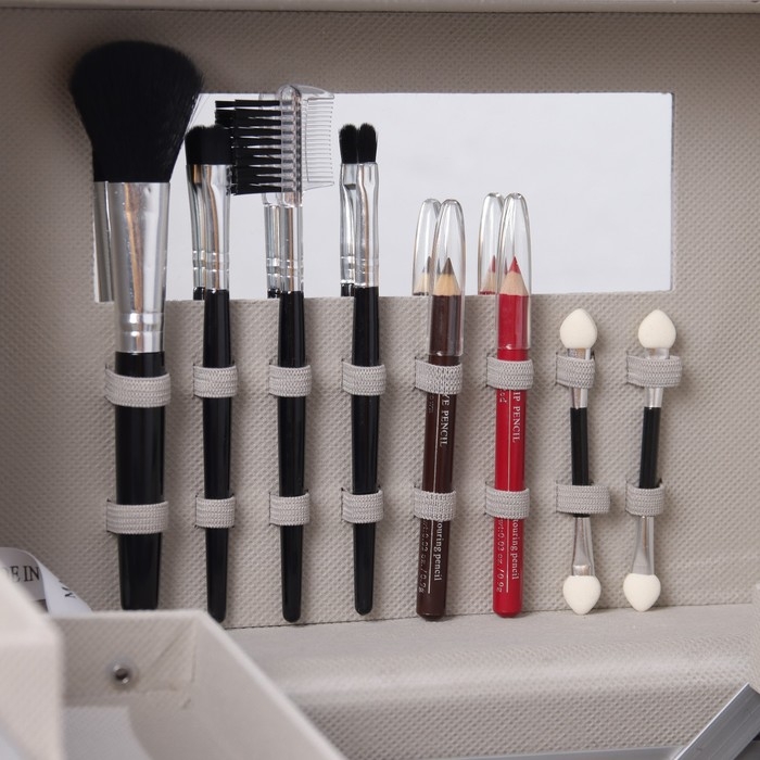 Набор профессиональной косметики Набор профессиональной косметики"Miss Young" №16