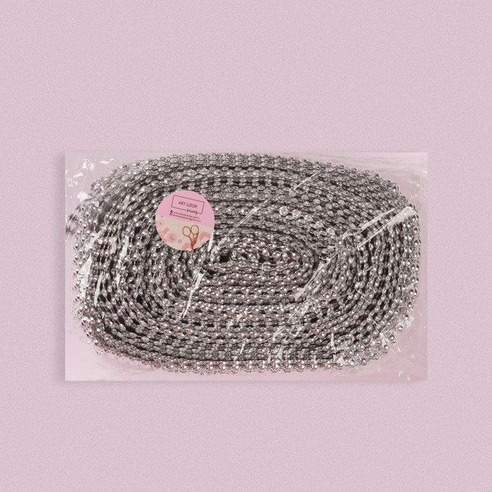 Лента с имитацией выпуклых страз, 5,75 см, 9 ± 1 м, цвет серебряный Лента с имитацией выпуклых страз, 5,75 см, 9 ± 1 м, цвет серебряный