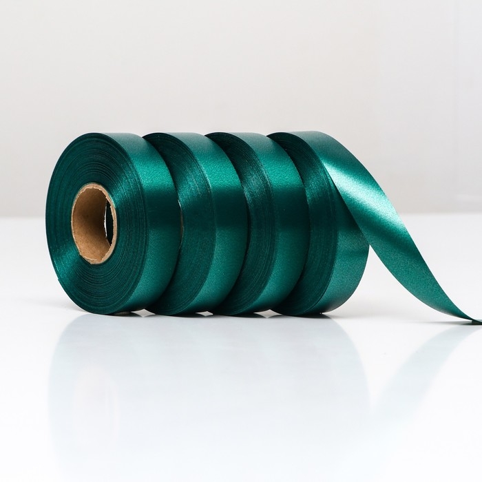 Лента для декора и подарков, зеленый мох, 2 см х 45 м Лента для декора и подарков, зеленый мох, 2 см х 45 м