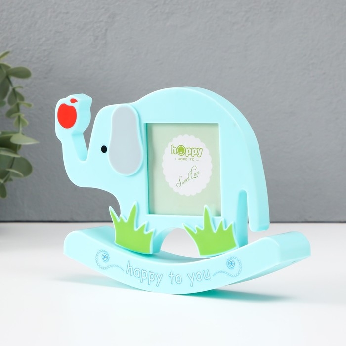 Фоторамка пластик 6х6 см  Фоторамка пластик 6х6 см "Слоник с яблочком" голубой 18х3,9х16,3 см