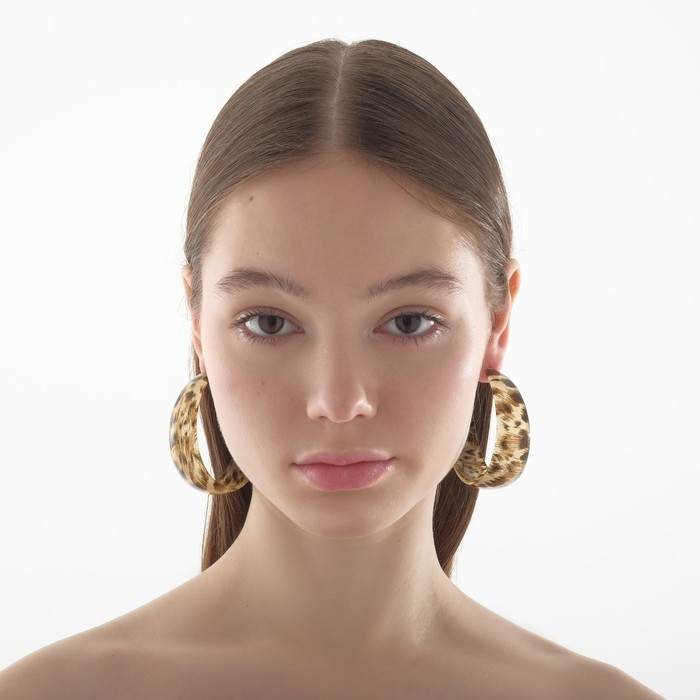 Серьги-кольца «Танзания» бежевый леопард, d=5,5, цветные Серьги-кольца «Танзания» бежевый леопард, d=5,5, цветные