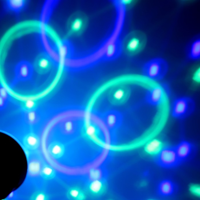 Садовый светильник на солнечной батарее «Дискошар», 13 × 6 × 13 см, 6 LED, пульт ДУ, свечение RGBW Садовый светильник на солнечной батарее «Дискошар», 13 × 6 × 13 см, 6 LED, пульт ДУ, свечение RGBW