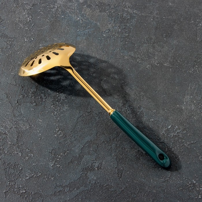 Шумовка из нержавеющей стали Base, h=35 см, цвет ручки зелёный, цвет металла золотой Шумовка из нержавеющей стали Base, h=35 см, цвет ручки зелёный, цвет металла золотой