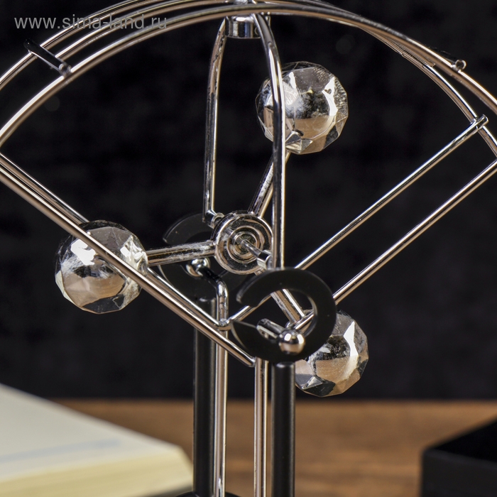 Маятник Маятник "Шаровая молния" 20х16х11 см