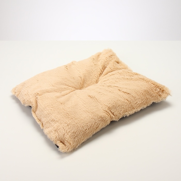 Лежанка для животных, 60*50*15 см, рогожка, синтепон, искусс. Мех, ЗЕЛЕНАЯ Лежанка для животных, 60*50*15 см, рогожка, синтепон, искусс. Мех, ЗЕЛЕНАЯ