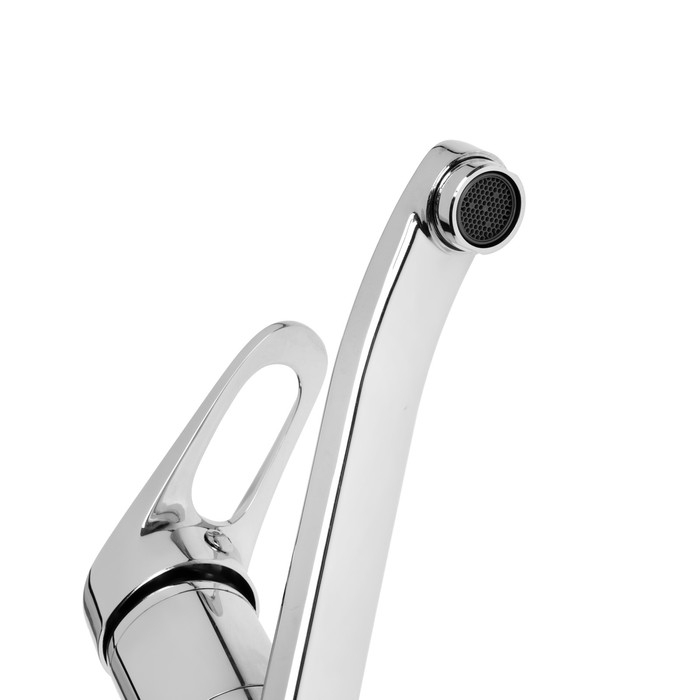 Cмеситель для кухни Accoona A84250, однорычажный, средний излив, с гайкой, силумин, хром Cмеситель для кухни Accoona A84250, однорычажный, средний излив, с гайкой, силумин, хром