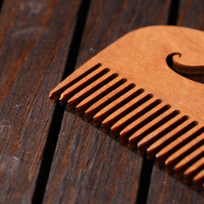 Расческа для бороды «Бородач» Расческа для бороды «Бородач»