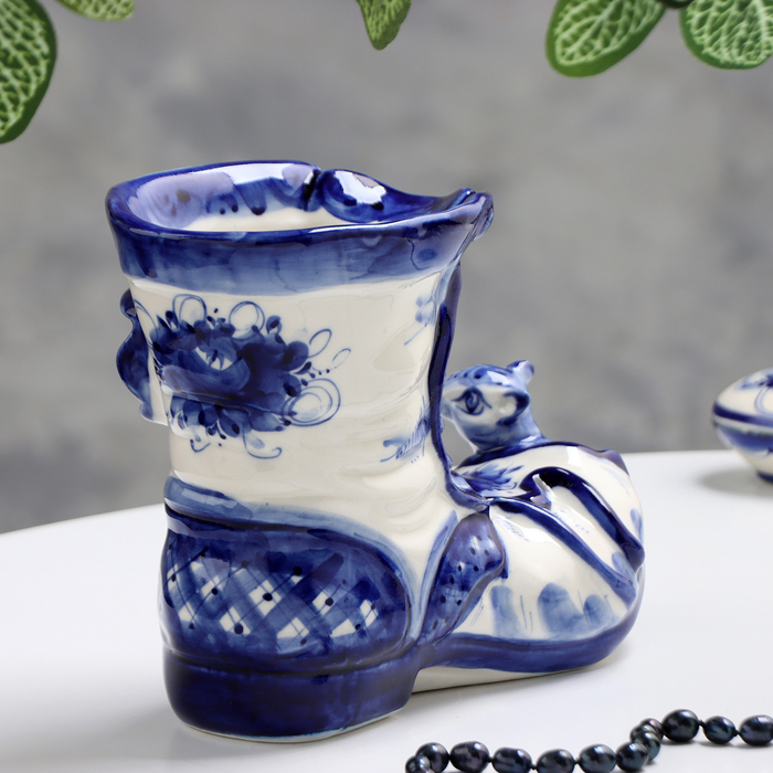 Ваза-карандашница Ваза-карандашница "Сапожок с мышками", гжель, фарфор, 16х19 см