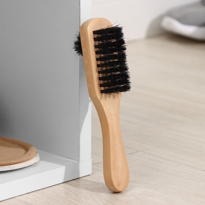 Щётка для одежды и обуви трёхсторонняя, 17×5,5×4,5 см Щётка для одежды и обуви трёхсторонняя, 17×5,5×4,5 см