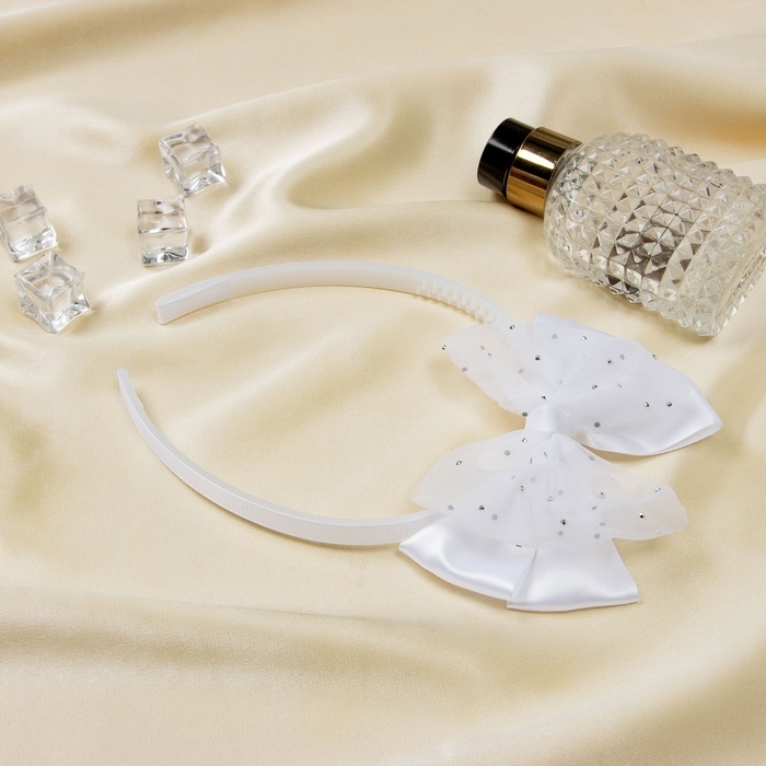 Ободок для волос  Ободок для волос "Школьница" двойной бант блеск, 1 см, белый