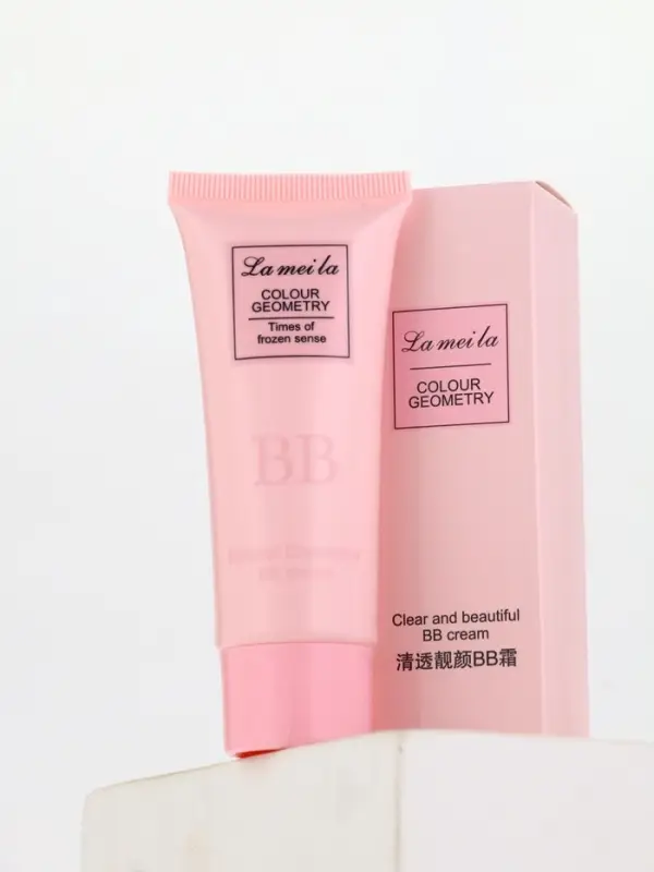 BB крем для лица Lameila оттенок 02, 30 мл (Светлый) BB крем для лица Lameila оттенок 02, 30 мл (Светлый)