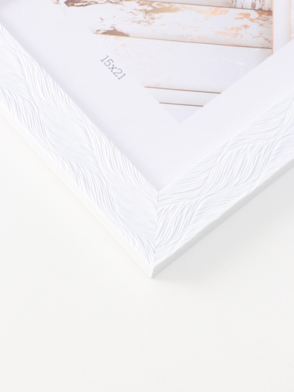 Фоторамка пластик Фоторамка пластик "МИРАМ" 15х21 см, белый, волнистый