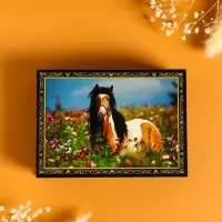 Шкатулка «Конь на лугу», 10×14 см, лаковая миниатюра