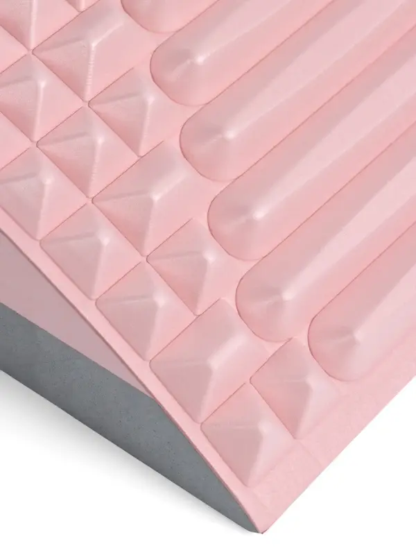 Массажный абмат (Abmat), подушка под поясницу 30&times;24&times;9.5 см, МИКС