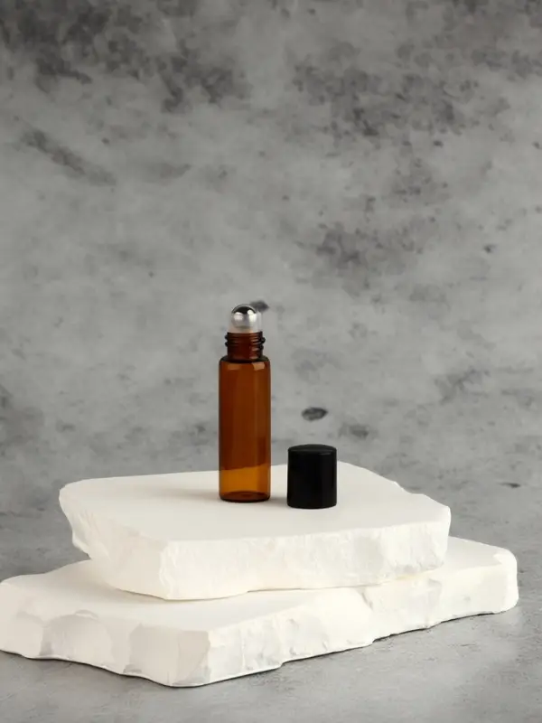 Флакон стеклянный для парфюма, с металлическим роликом, 5 мл, коричневый, чёрный Флакон стеклянный для парфюма, с металлическим роликом, 5 мл, коричневый, чёрный