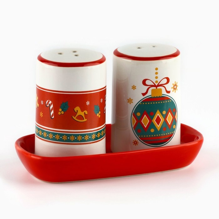 Новый год! Набор для специй новогодний керамический «Пряничные человечки!», 12х6.5х7 см, цвет белый Новый год! Набор для специй новогодний керамический «Пряничные человечки!», 12х6.5х7 см, цвет белый