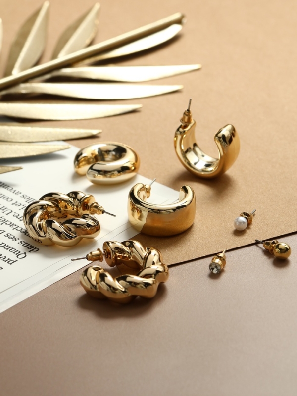 Набор серьги и каффы 8 шт «Бублик» переплетение, цвет золото