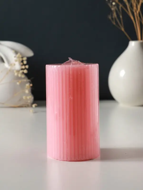Свеча-цилиндр 6х10 см, 250 гр, с мелкими гранями, розовый Свеча-цилиндр 6х10 см, 250 гр, с мелкими гранями, розовый