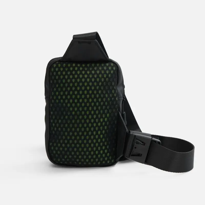 Спортивная кросс-боди сумка UrbanHike, черная Спортивная кросс-боди сумка UrbanHike, черная