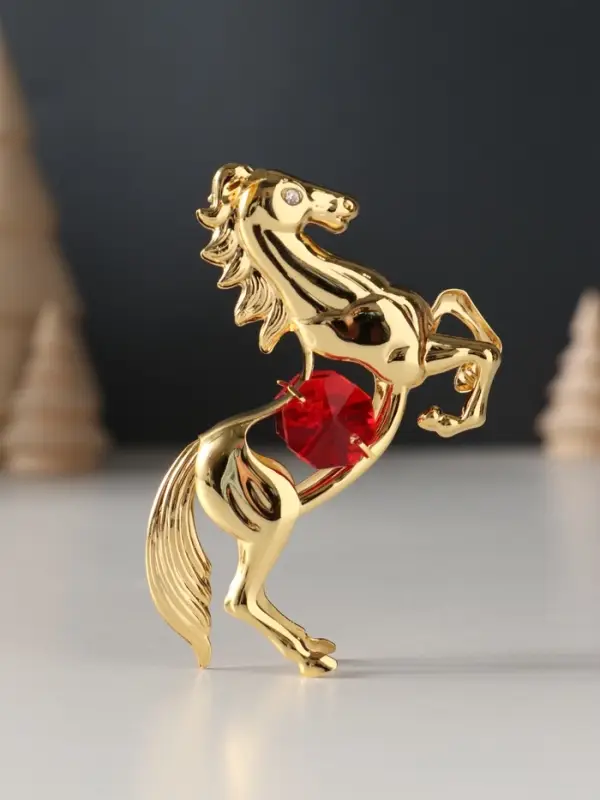 Сувенир Лошадь с 2-мя красными хрусталиками, 5,5х2х8 см. Сувенир Лошадь с 2-мя красными хрусталиками, 5,5х2х8 см.