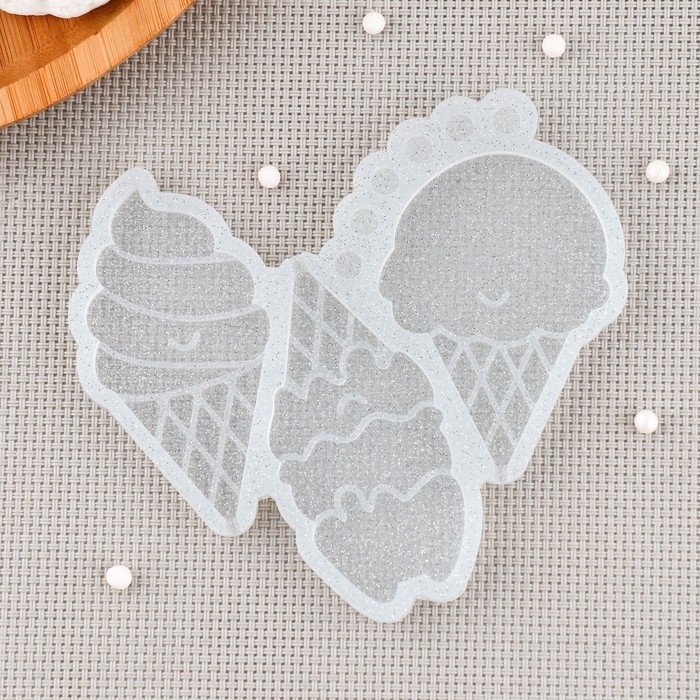 Силиконовый молд для леденцов и шоколада «Мороженое микс», 7,5×4, 7,5×5 см, цвет прозрачный Силиконовый молд для леденцов и шоколада «Мороженое микс», 7,5×4, 7,5×5 см, цвет прозрачный